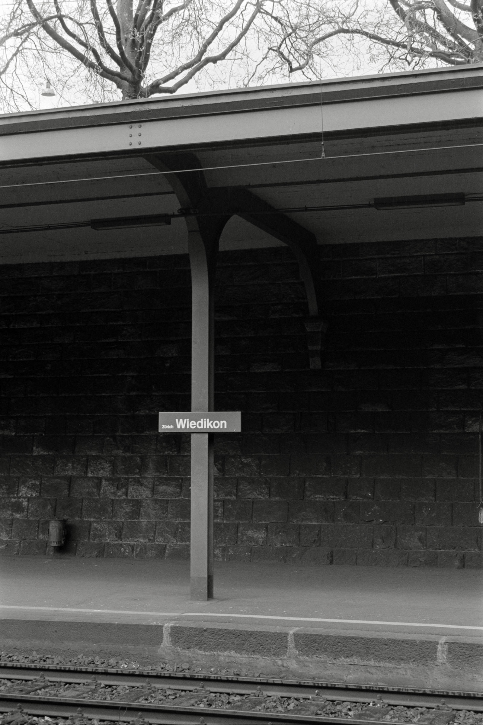 AHP F1992 04 002 sc250507 img25 NLP